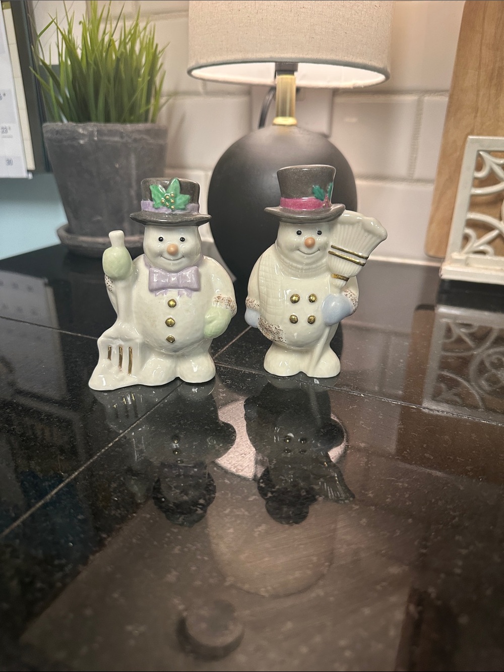 Lenox Ceramic Snowman Salt & Pepper Shakers - White with Black Hats